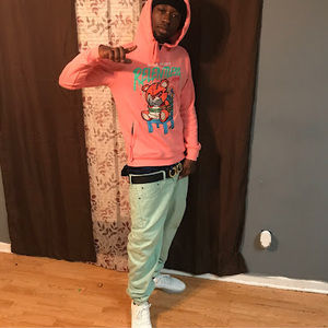 Meet your Posher, Broderick